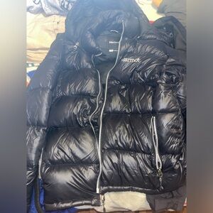 MENS MARMOT STOCKHOLM GOOSE DOWN COAT SIZE LARGE. USED IN GOOD CONDITION